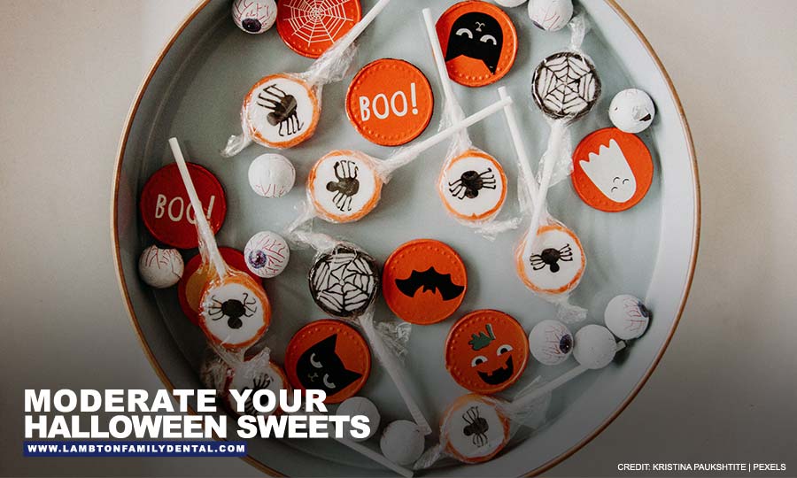 Moderate your Halloween sweets