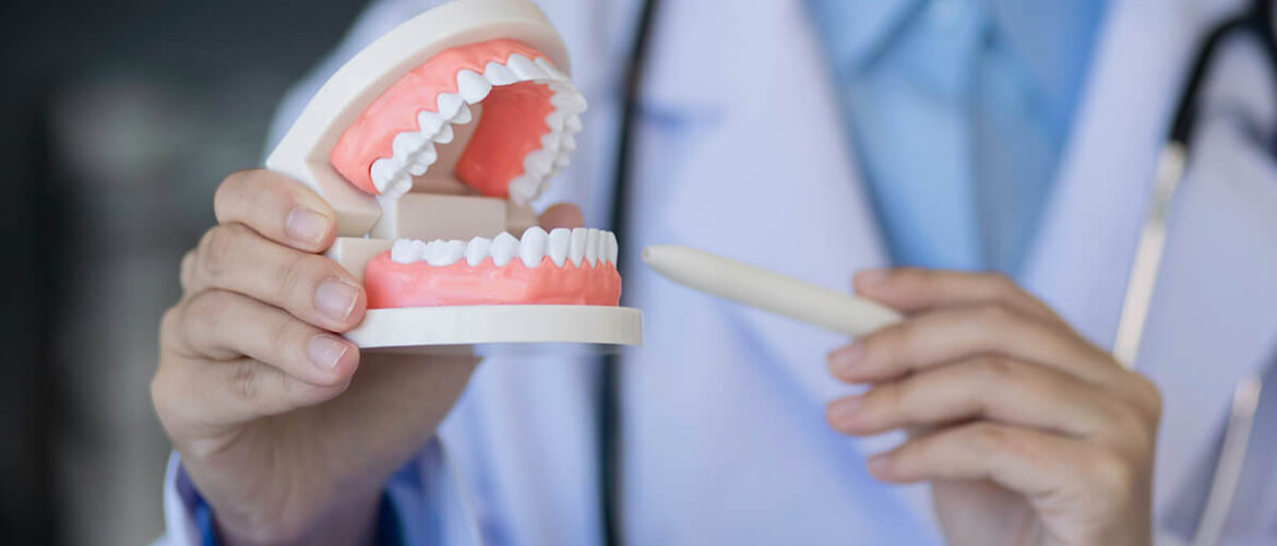 9-Common-Problems-Denture-Wearers-Face-and-How-to-Solve-Them