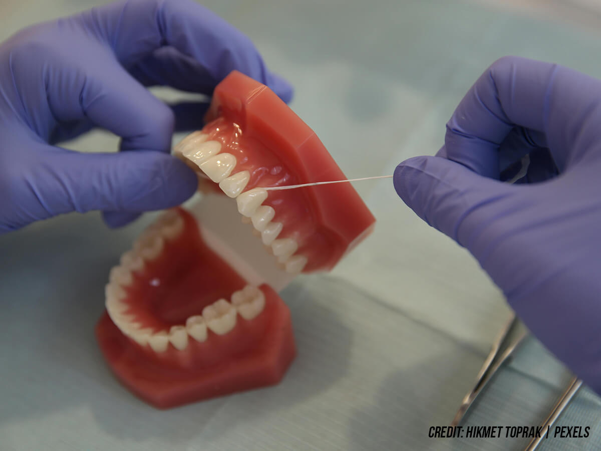 How-to-Maintain-Your-Dentures