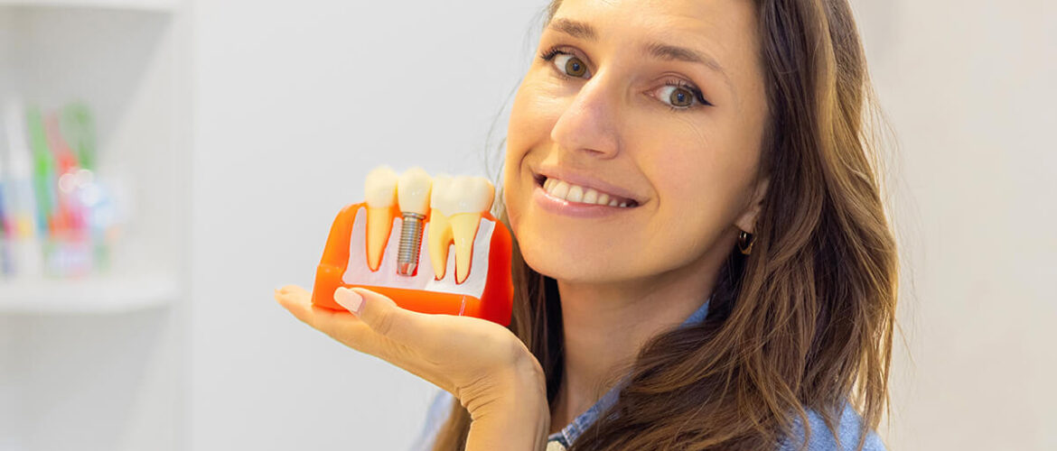 7-Ways-Dental-Implants-Can-Help-Preserve-Your-Facial-Structure